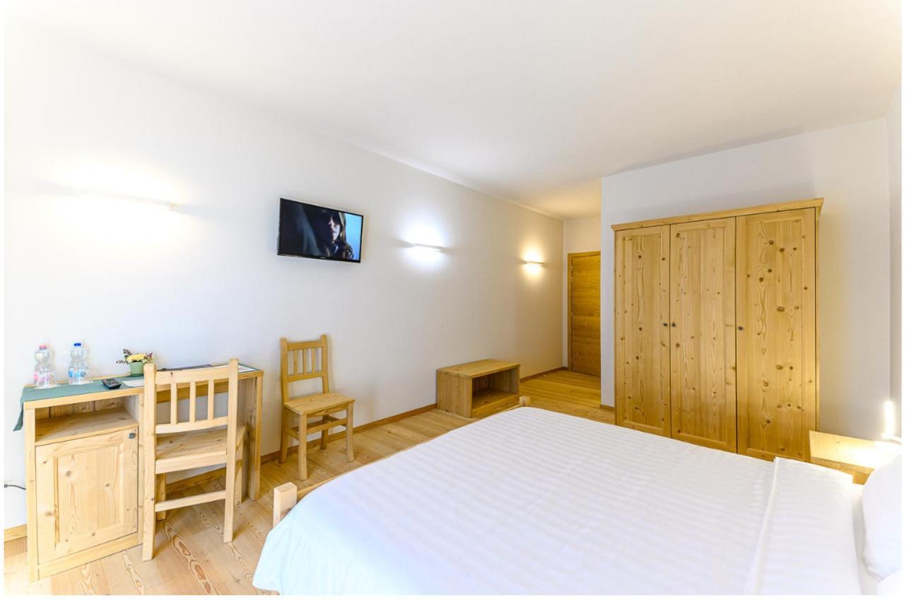Hotel Centrale, Typically Swiss ポスキアボ 部屋 写真